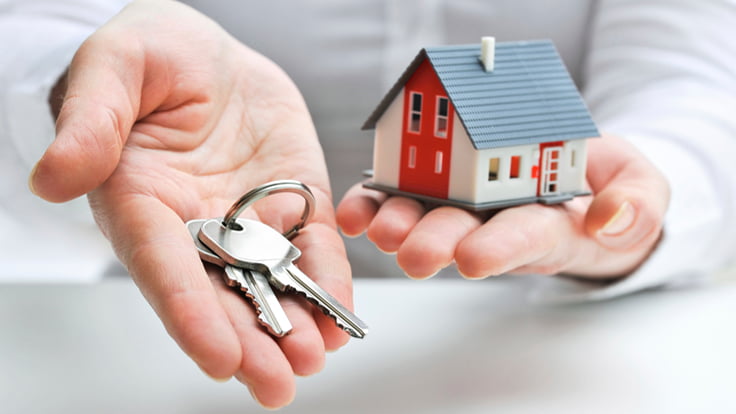 Buying-home-house-keys-nki